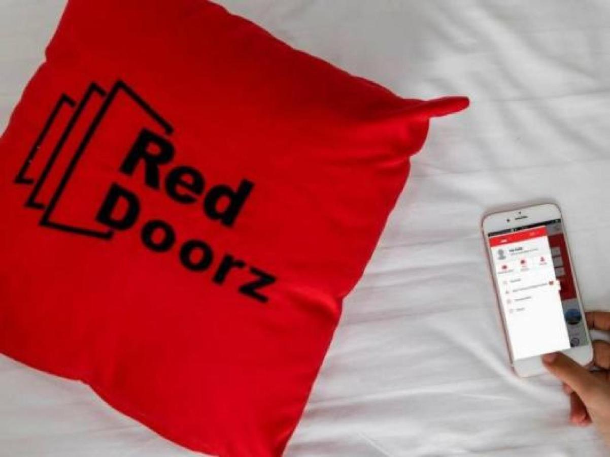 Reddoorz Near Lippo Mall Kemang 2 Wisma tamu 3*
